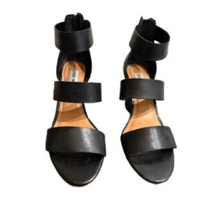 Steve Madden Leather Black Strappy Wedges